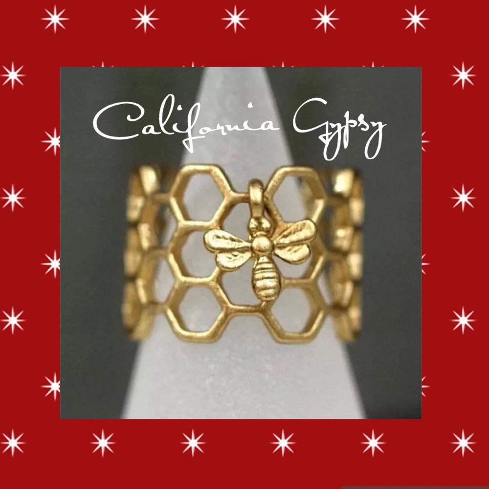 Honeycomb Bee Charm Ring 🐝 - Picture 5 of 9